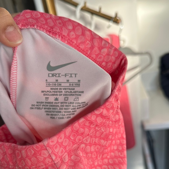 Nike Kids Pink Workout set - Picture 4 of 4